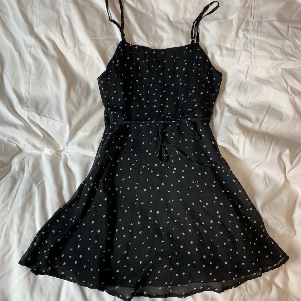 Witchy Star Mini-dress in Black Size L